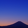 神奈川県藤沢市片瀬海岸西浜から富士山を望む