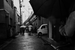 大雨でズブ濡れ撮影