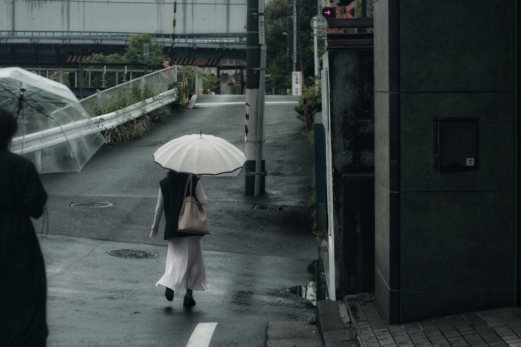 雨の横浜駅周辺