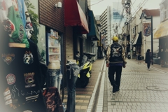 米海軍の門前町、ドブ板ストリート(神奈川県横須賀市)