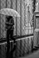 寒い雨の日に