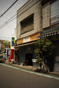 ご老人に手招きされました