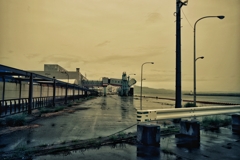 雨の別府港