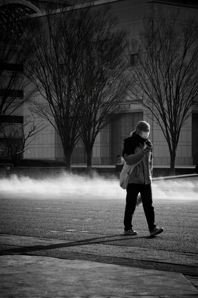 美術館前の水蒸気