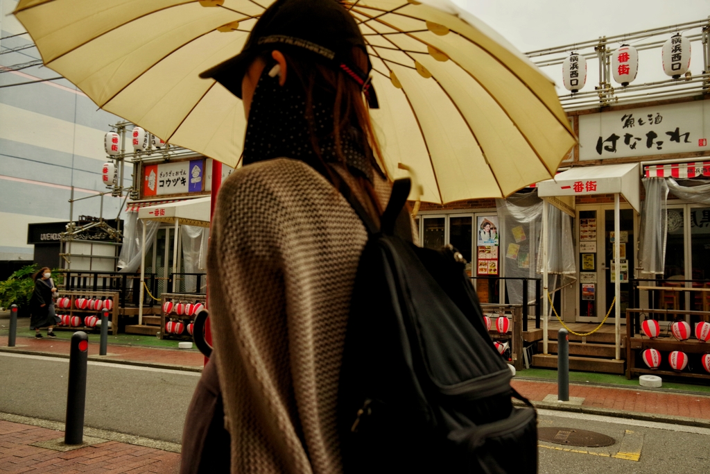 朝のストリートフォト