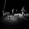 夜の踏切