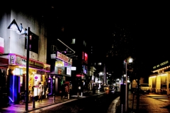 ドブ板通りの夜景(横須賀市)