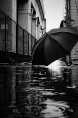 雨のストリート