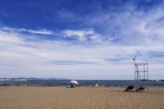 嘘みたいに閑散としている湘南海岸