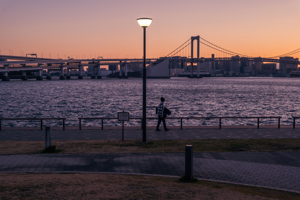 沈みゆく夕陽を眺めて・・・