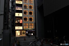 名駅路地裏