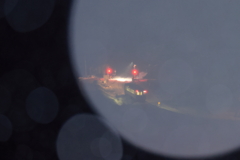 玉ボケにすっぽり入った列車