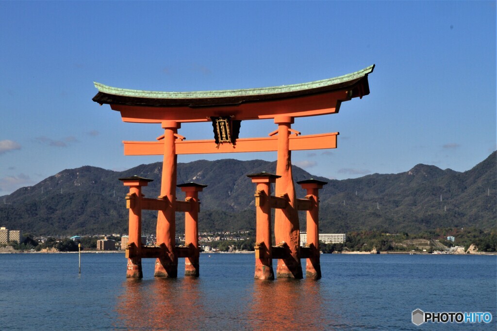 厳島神社の大鳥居