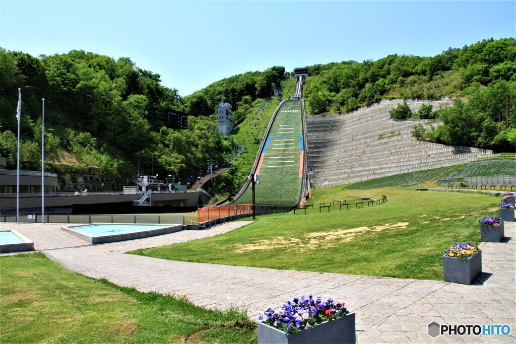 ラージヒルの舞台