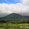 雲に覆われた八甲田山