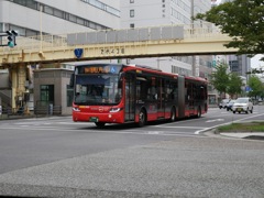 中川将志と新潟の連節バス