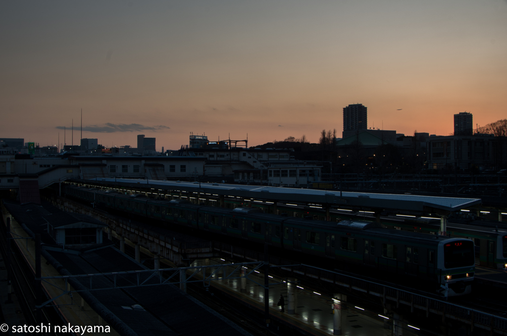 帰宅の電車待ち