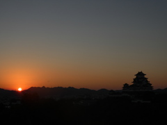 姫路城　夜明け　シルエット