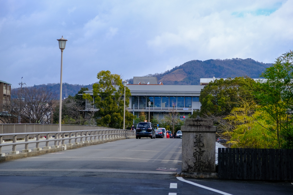 大文字　荒神橋から