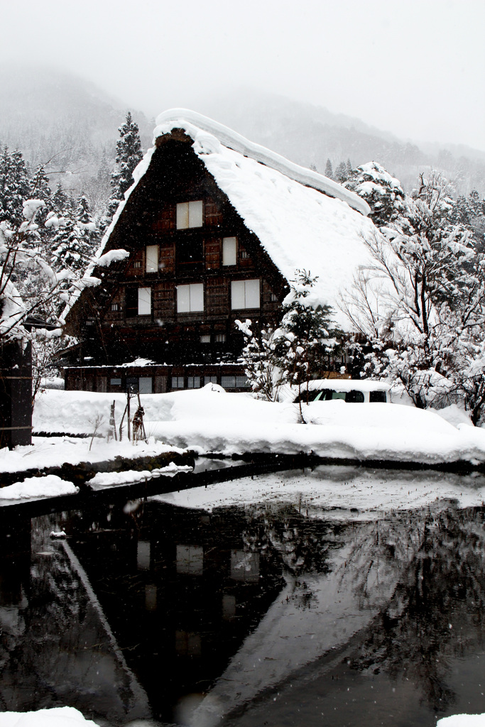 雪の白川郷