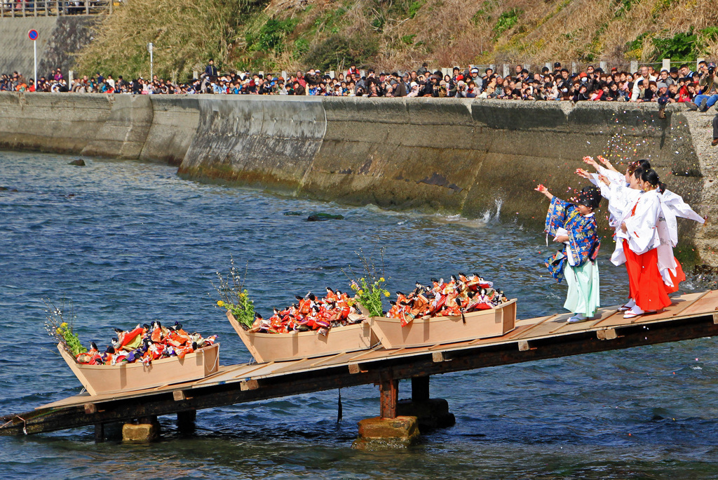 雛流し神事