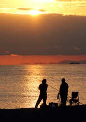 夕日の下で
