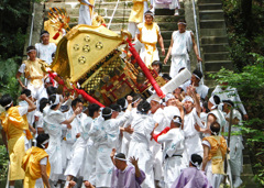 階段おろし（和歌祭り）