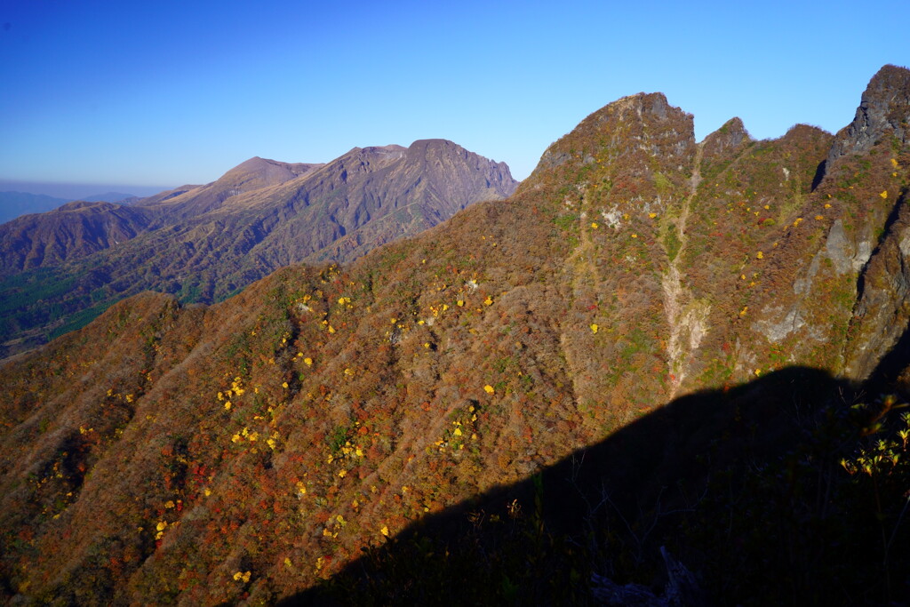 根子岳山口谷の紅葉