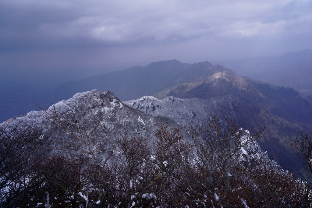 山頂より望む大障子方面