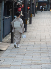 ご出勤　京の御姐さん