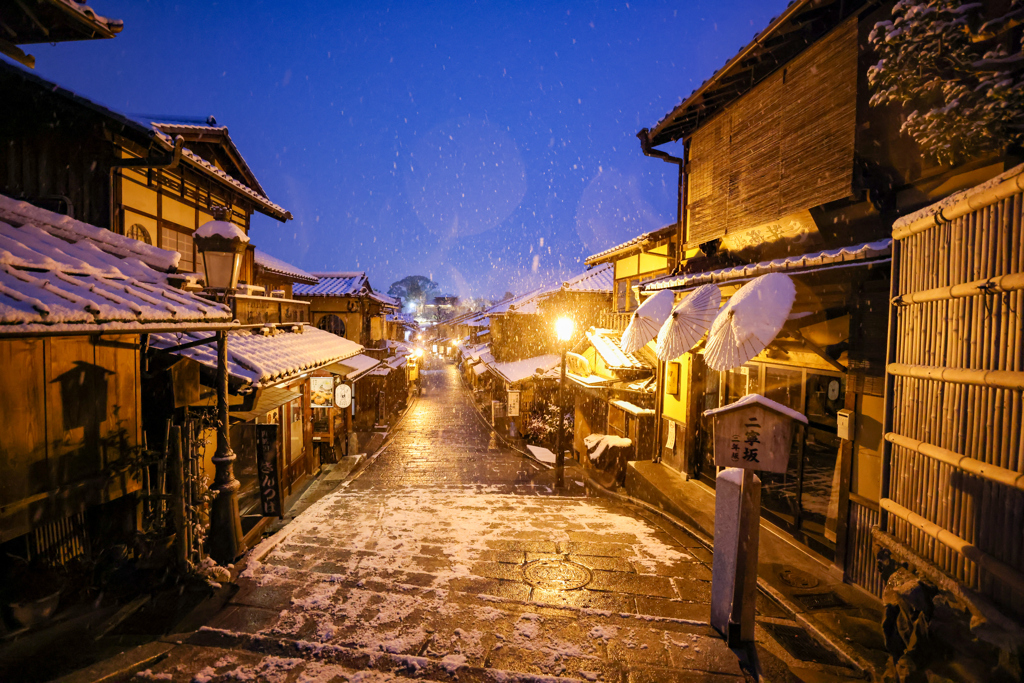 雪化粧の二寧坂