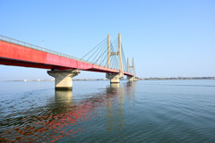 赤い大橋