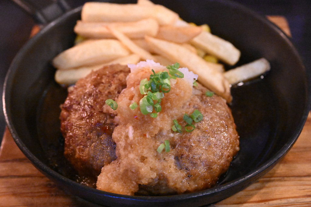 ハンバーグには鉄板