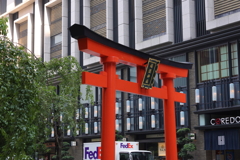 都会と神社