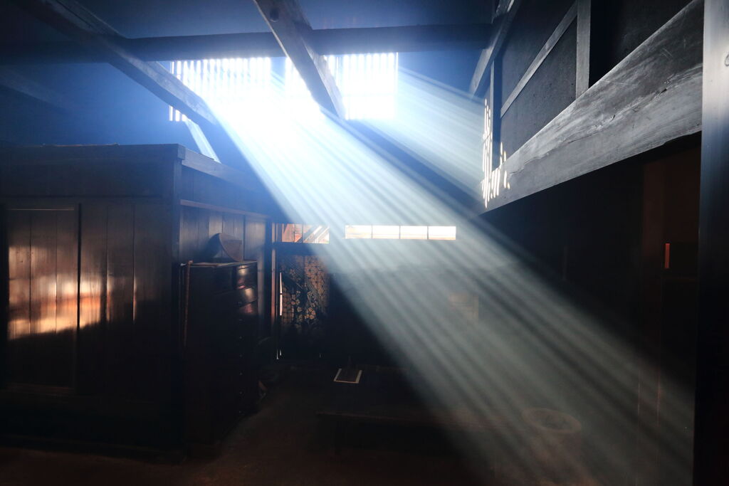 妻籠宿・脇本陣奥谷の「囲炉裏の光」＃１