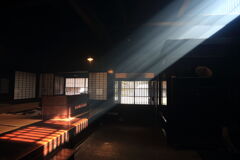 妻籠宿・脇本陣奥谷の「囲炉裏の光」＃９