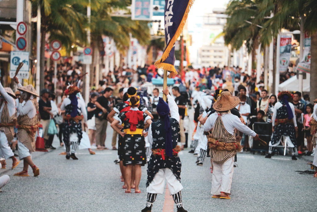 一万人のエイサー踊り隊