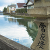 川沿いの常夜燈