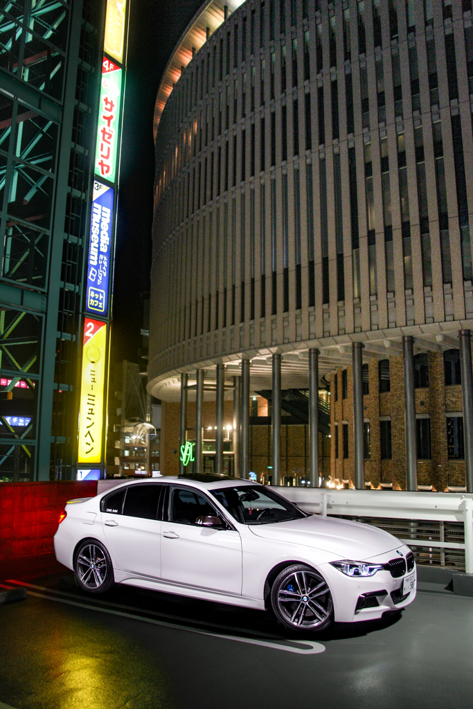 BMW 340i (神戸三宮)