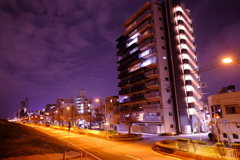 夜の町並み