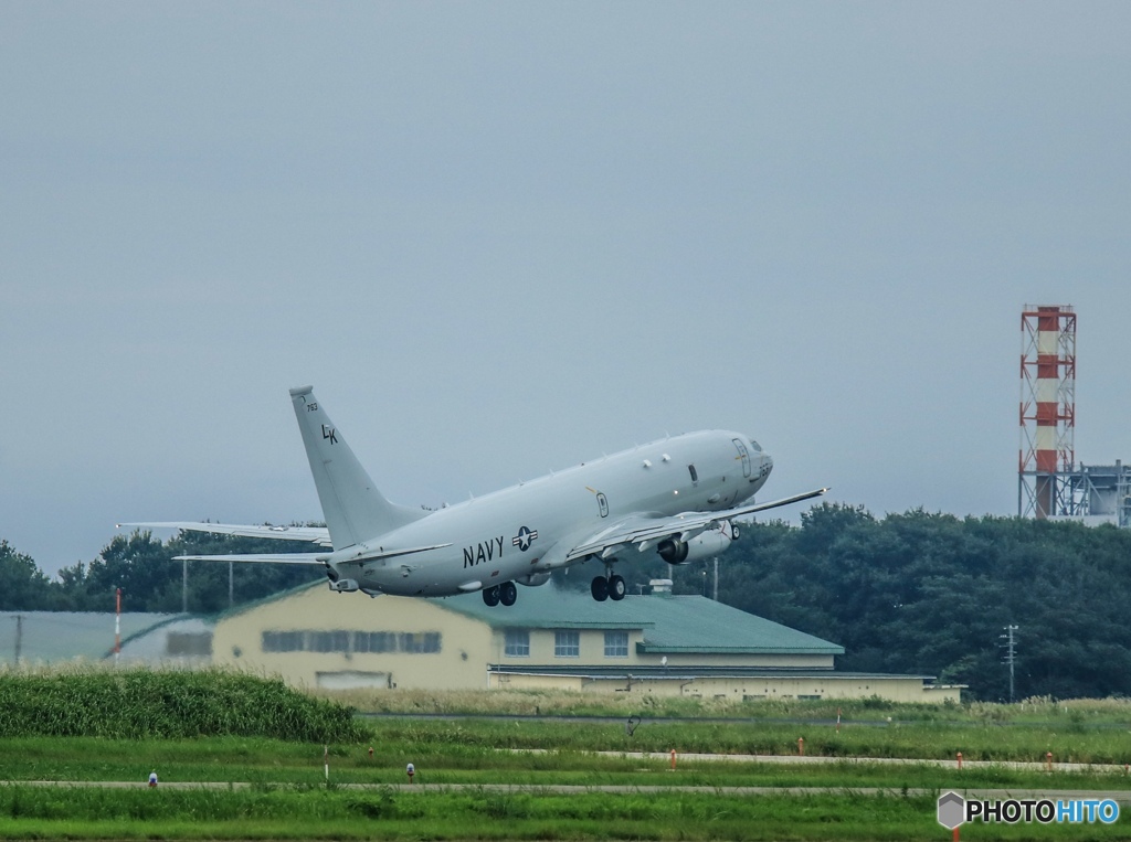 P-8 離陸