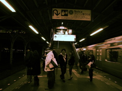 年末終電間近の風景