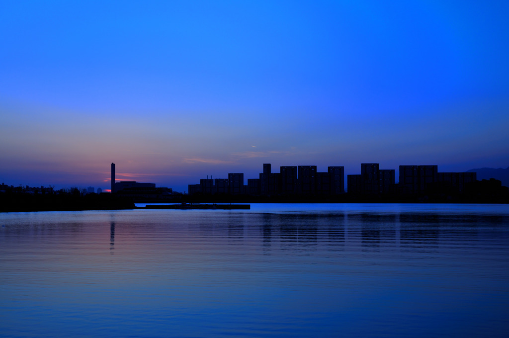蒼い夕景