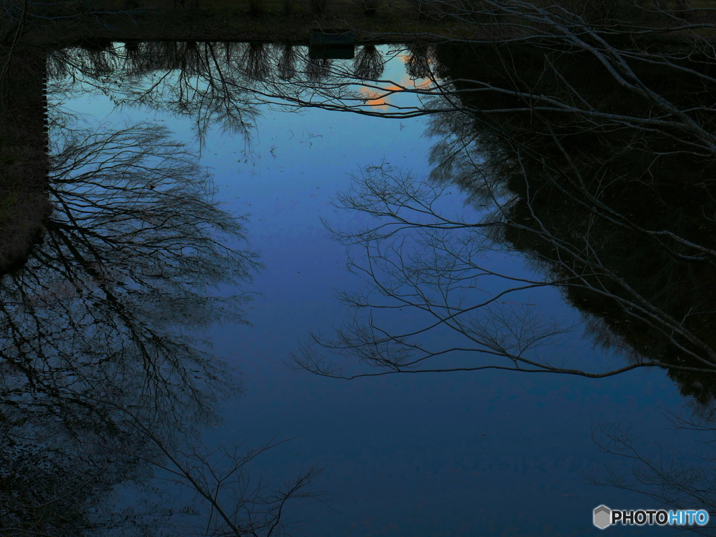 水鏡の夕景