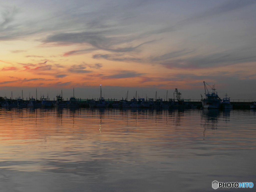 夕景の漁港