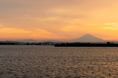房総半島からの伊豆半島と富士の夕景