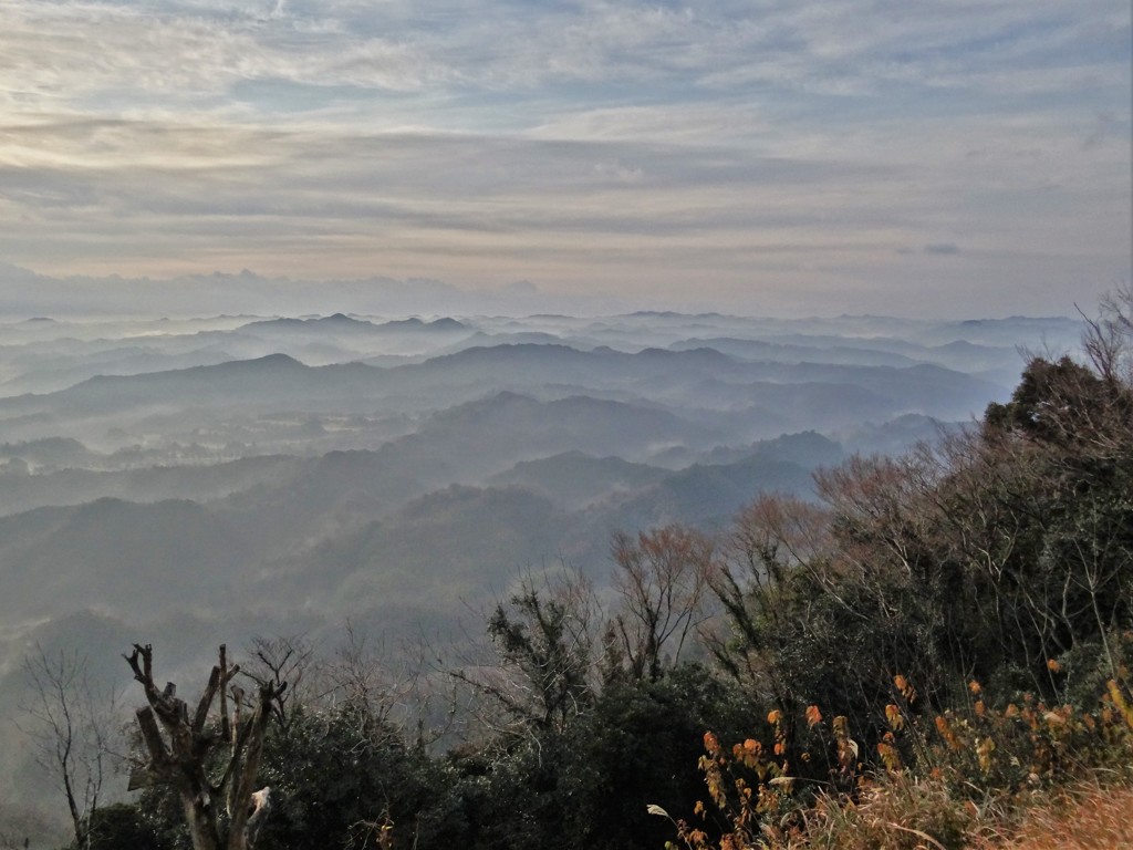 鹿野山　九十九谷の朝