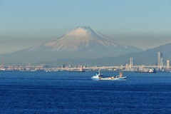 富士山・・・海ほたるから