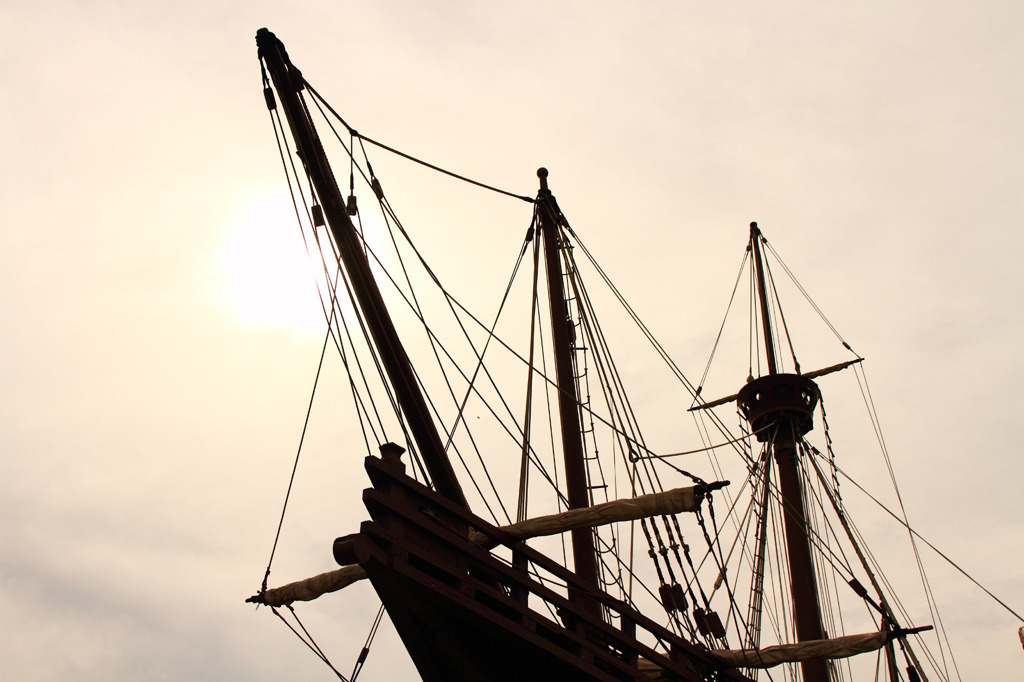 go on a voyage.