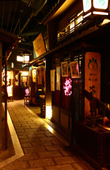 昭和レトロな食堂街「滝見小路」にて